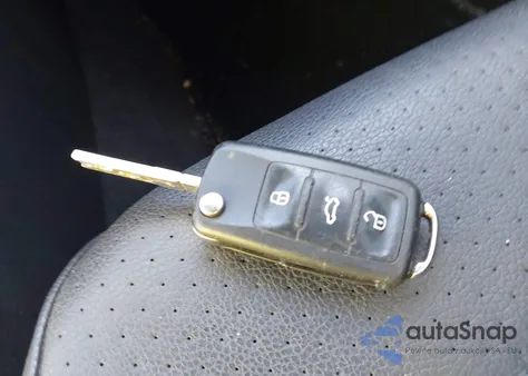 2014 Volkswagen Passat 1.8T Wolfsburg Edition from USA, damaged, VIN 1VWAS7A35EC029660